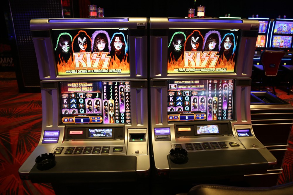 Kiss Slots Kiss Slots